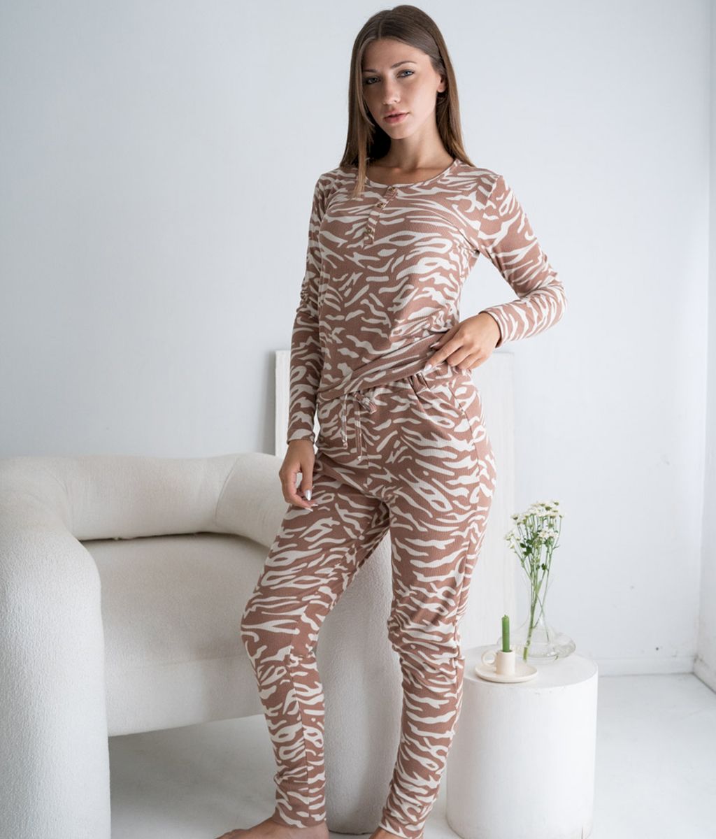 Conjunto LANILLA ANIMAL PRINT FW - Trenda